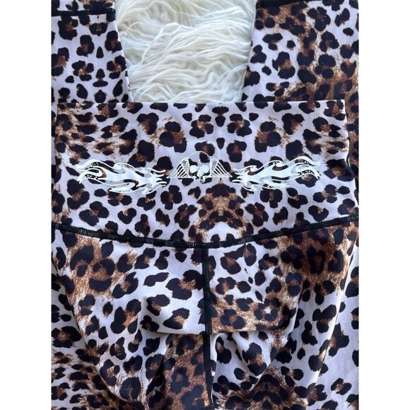 Civil Regime No Tomorrow Burning Time Sibyl Leggings
Leopard Digital Print Small - Picture 7 of 10